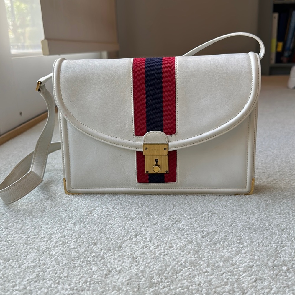 Classical Gucci bag from the 70s